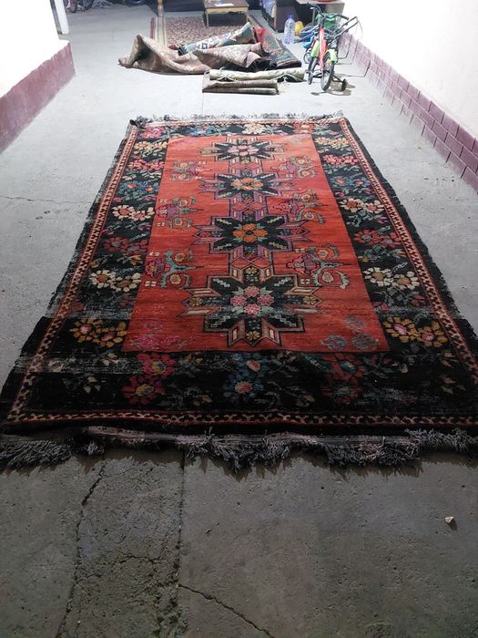 Ковры оптом продаётся