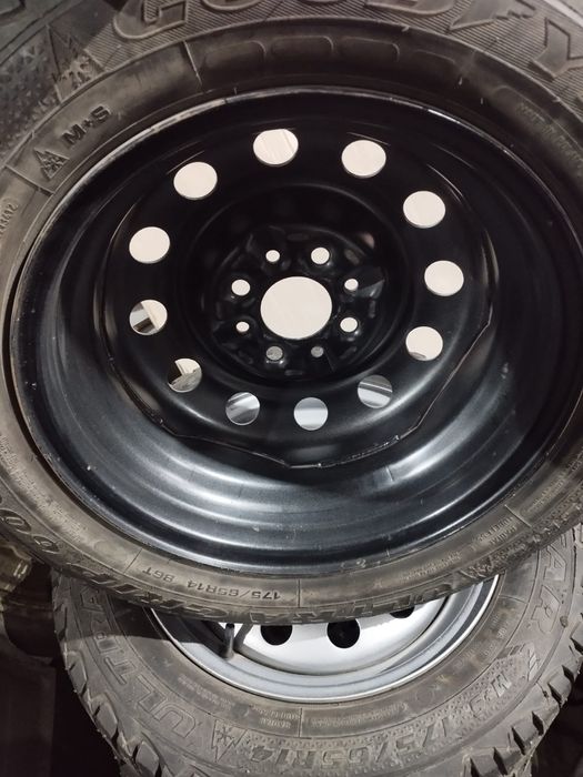 Продам  колесо резина