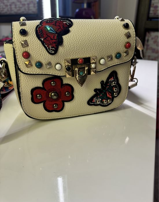 Дамска чанта