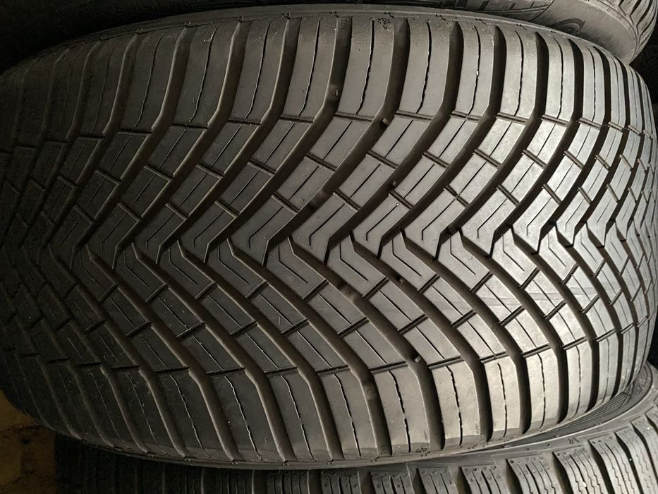 255/40/18 пара бу континенталь