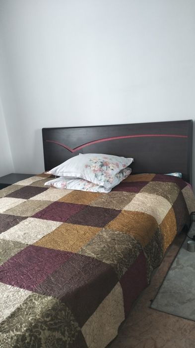 Продам спальный гарнитур