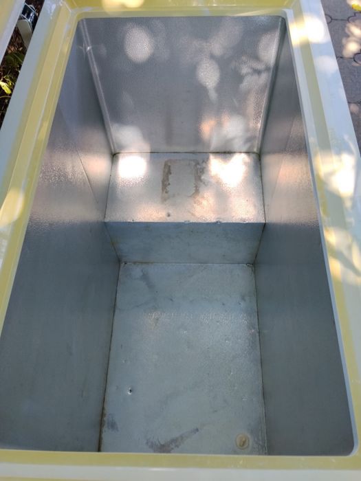 продам морозильную камеру le’dbpos