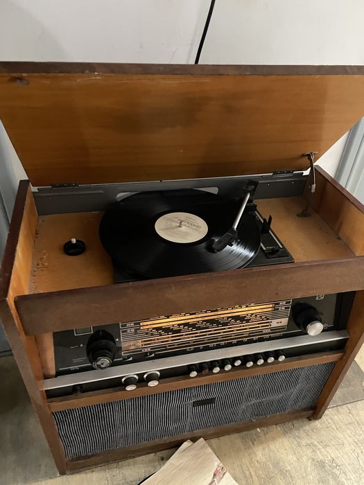 Проигрыватель Радиола