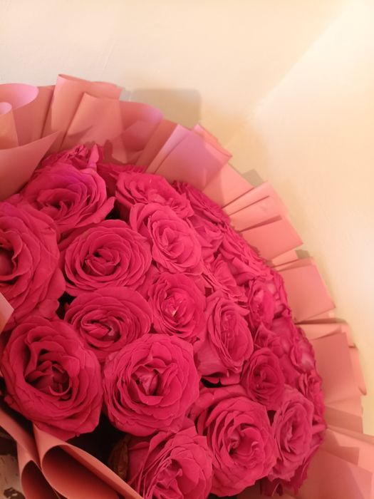 Цветы 31-35шт розы