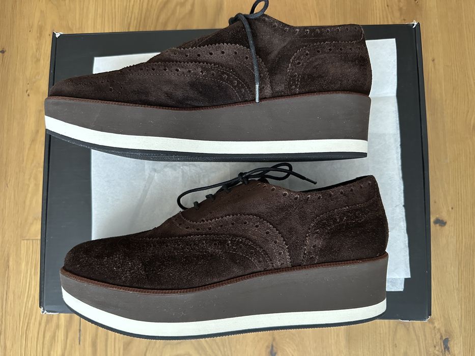 Лоуфъри от тъмно кафяв велур