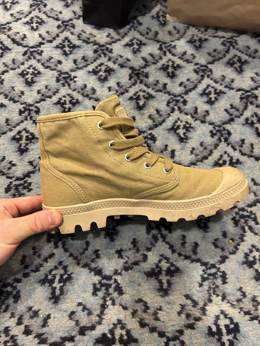 Ghete Palladium marime 37