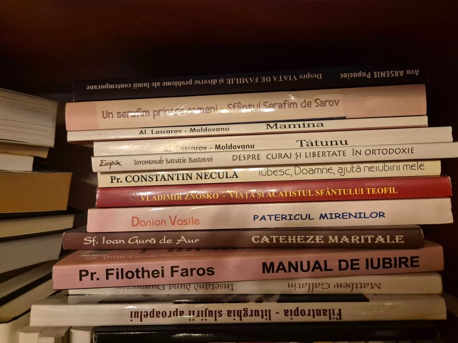 Carti religioase in stare foarte buna