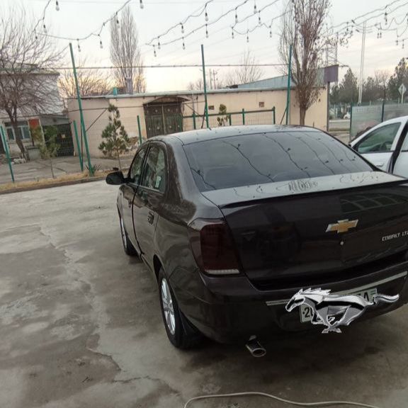 Chevrolet cobalt 4 stile avtomat sotiladi holati yaxshi puta zavat bol
