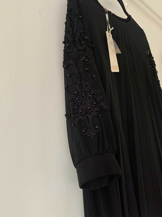 Rochie nouă de vânzare