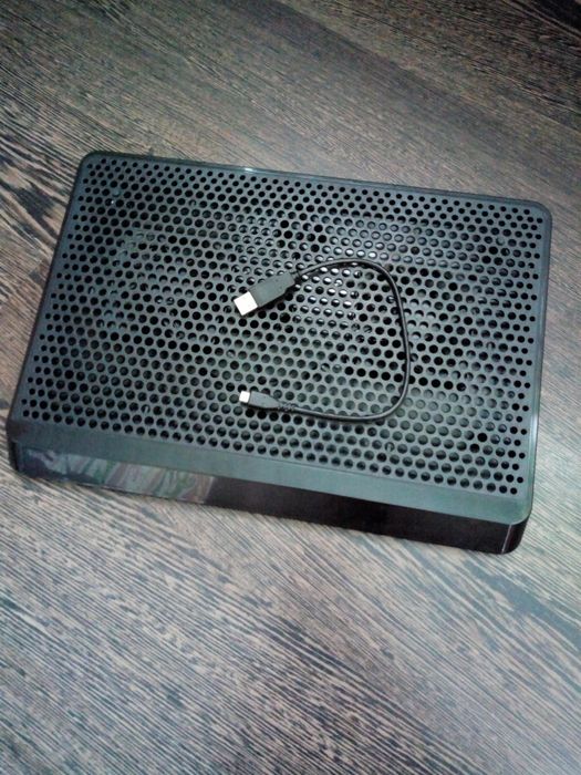 Охлаждаща подложка за лаптоп с два вентилатора