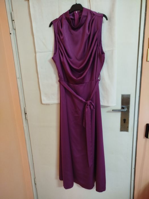 Рокли, сатен цвят олив и цикламен