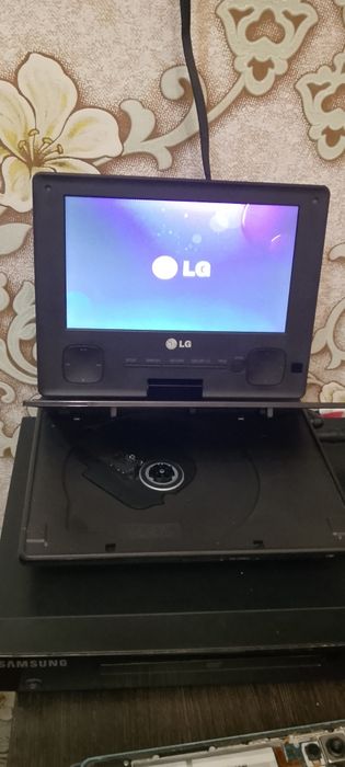 Продам DVD в хорошем состоянии
