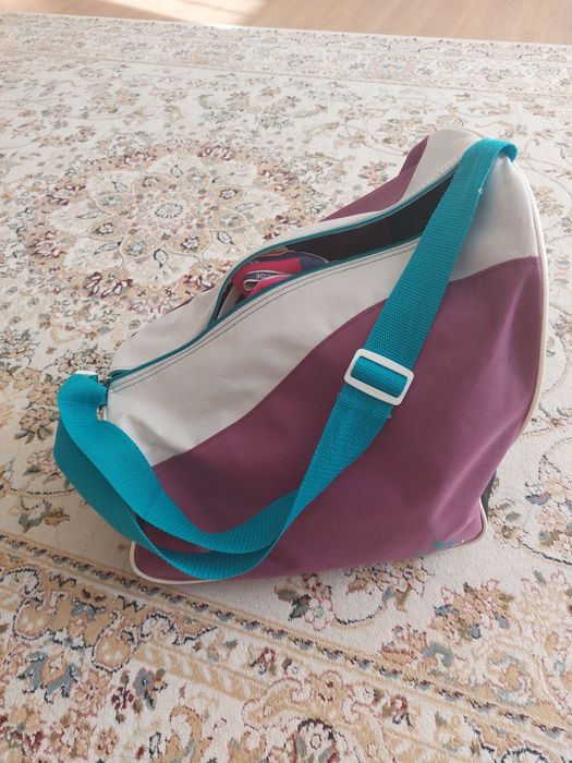 Ролики для девочек, Reaction