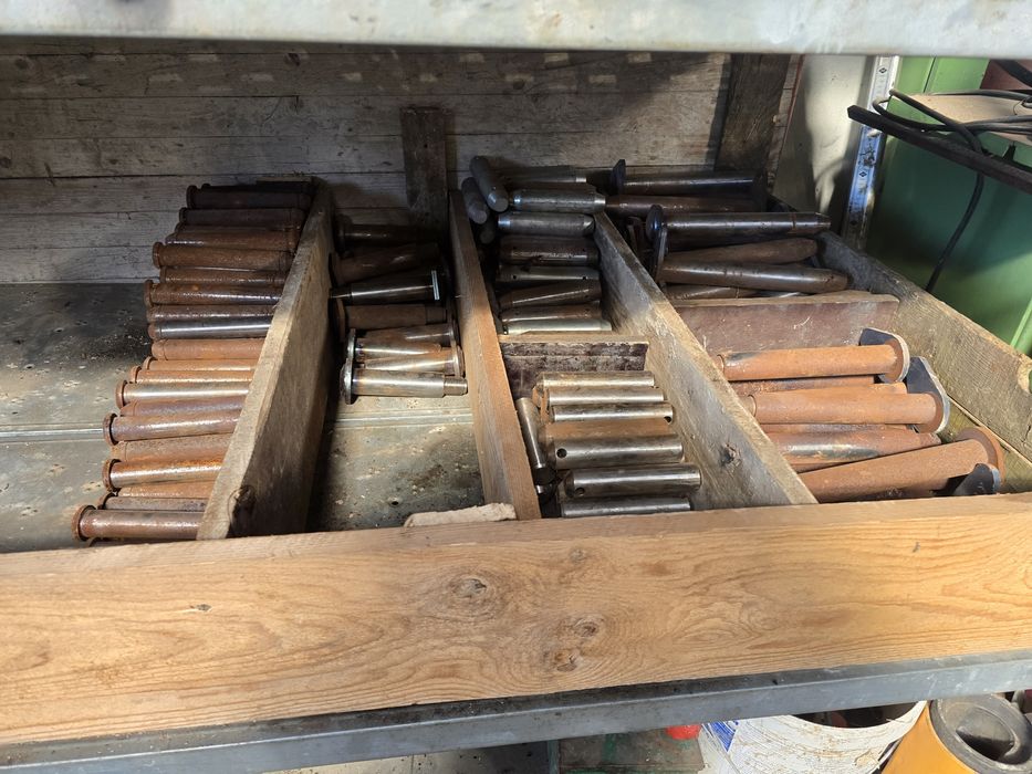 Bolțuri Buldoexcavatoare si Miniescavatore