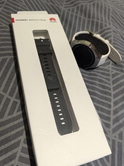 Huawei Watch 5 LTE + каишка
