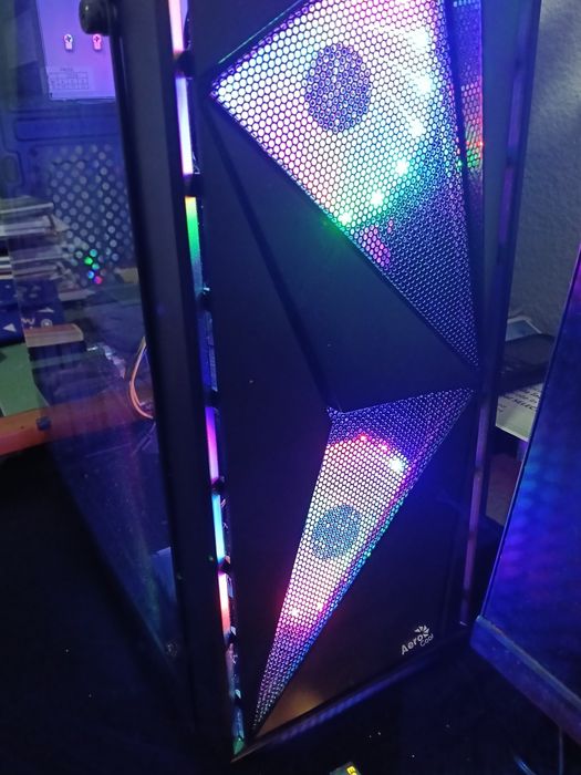 Calculator gaming aero cool i5-6400 16GB  1050ti