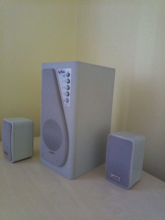 Колонки с буфер/Домашно кино/Аудио колонки