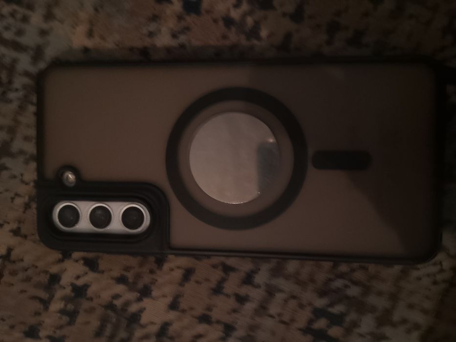 Продается samsung s21 FE