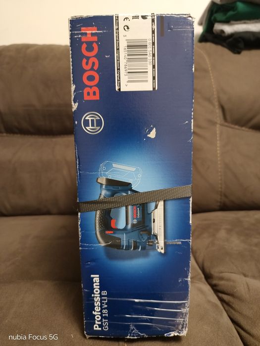 Fierăstrău Profesional Bosch