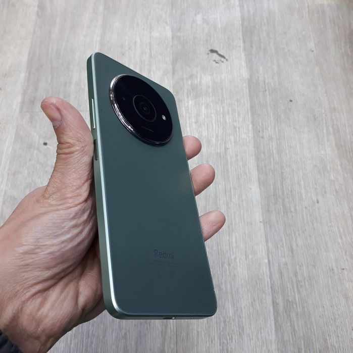 Redmi A3 pameti 128gb srochna