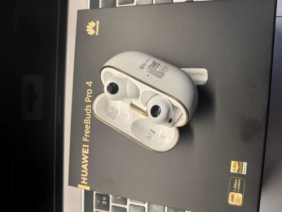 Huawei FreeBuds Pro 4 като нови
