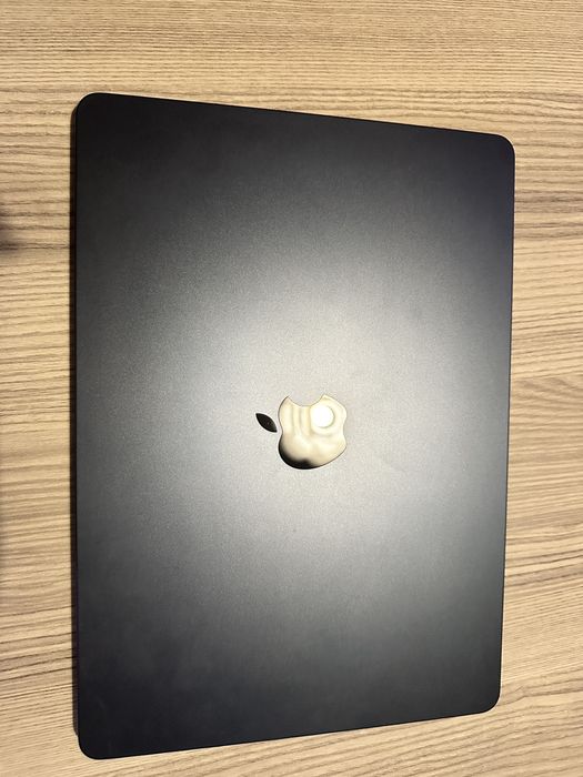 Macbook Air M3 Като нов