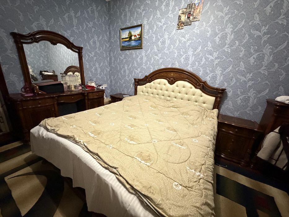 Мебел сотилади! Холати яхши!