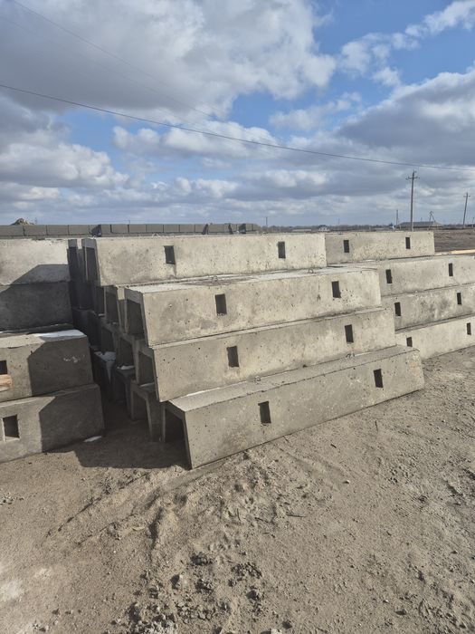 Продается лотки арочные