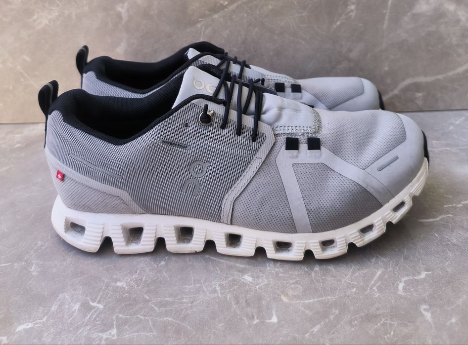 On Running Cloud 5 Waterproof 41 номер