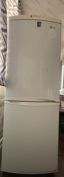 Продается холодильник  Lg