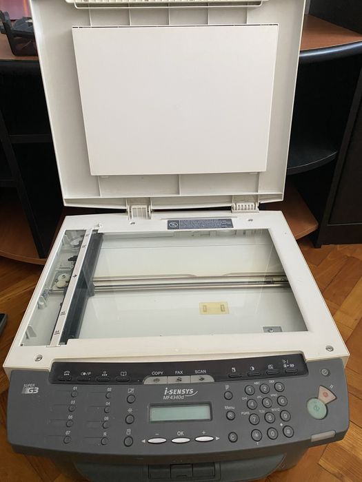 Vand imprimanta multifunctionala Canon