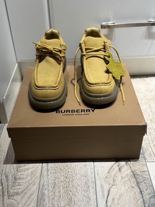 Мъжки обувки BURBERRY
