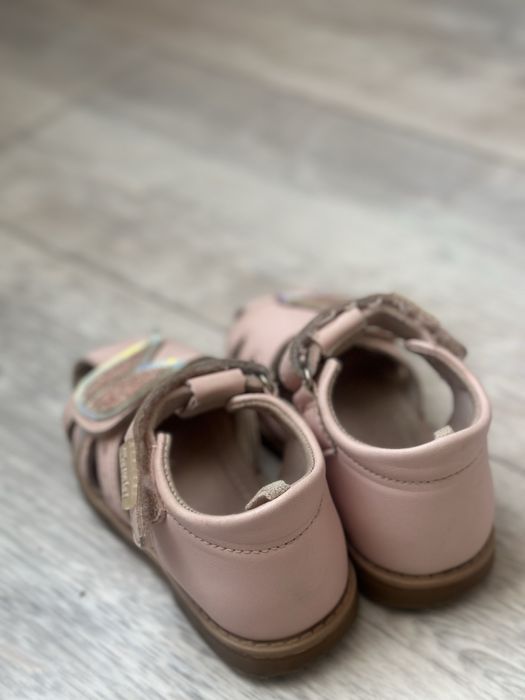 Сандалии детские