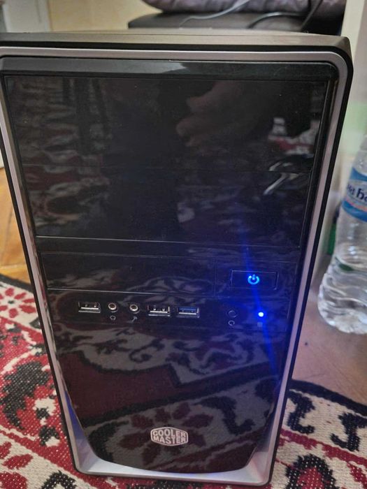 Стационарен компютър / PC