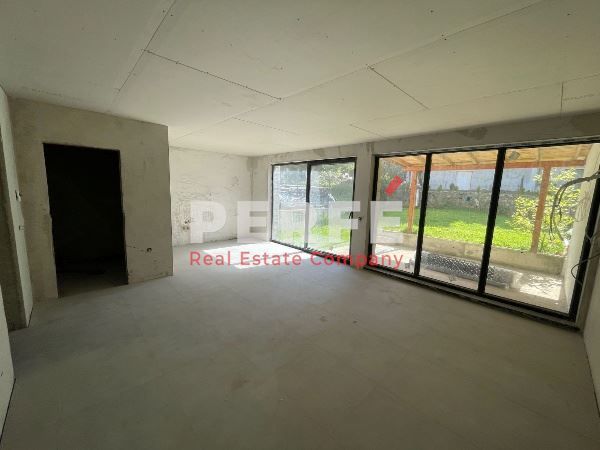 Продава се Къща в Царево - 183 кв.м за 1100 €/кв.м - Снимка #4