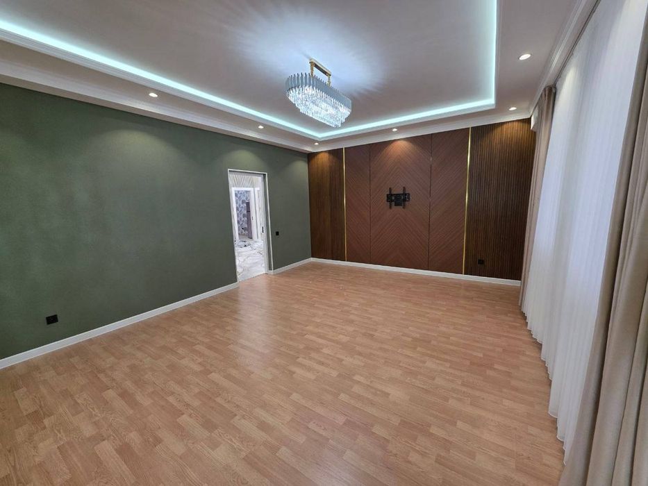 Срочно продаётся 4 ком Новостройка 40 лет Сарбаст пива ор-р