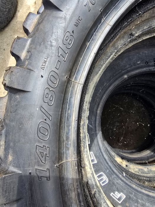 Anvelope Moto  Enduro  Wincross  90/100 - R18 //  140/80- 18 Impecabile.