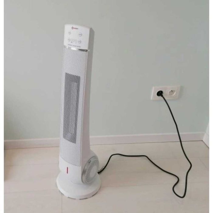 Вентилаторна печка с керамичен нагревател и дистанционно 2200W