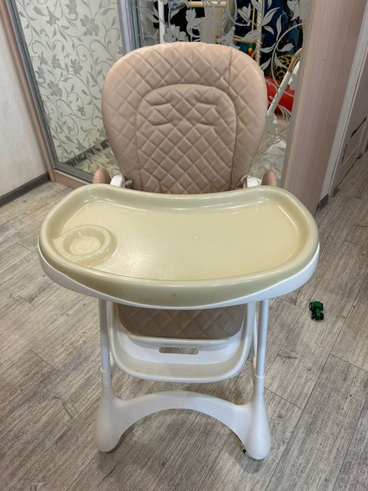Стул для кормления