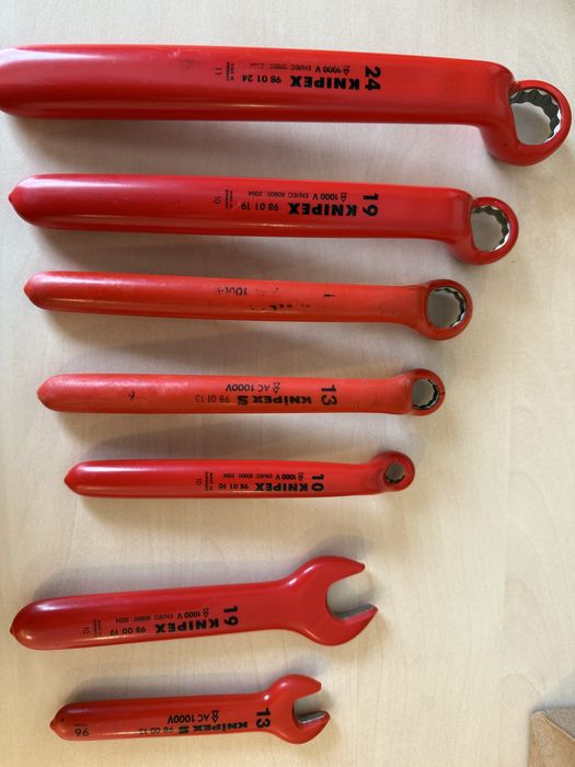 Изолирани ключове knipex