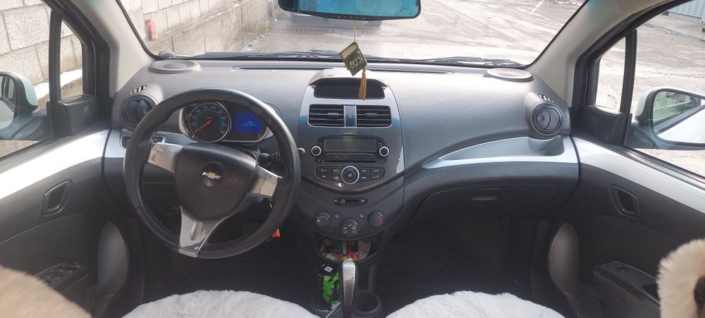 Chevrolet Spark 2019 avt