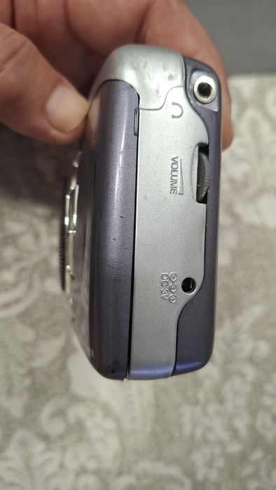 Уокмен  Sony xinxing zn -59,cassete player