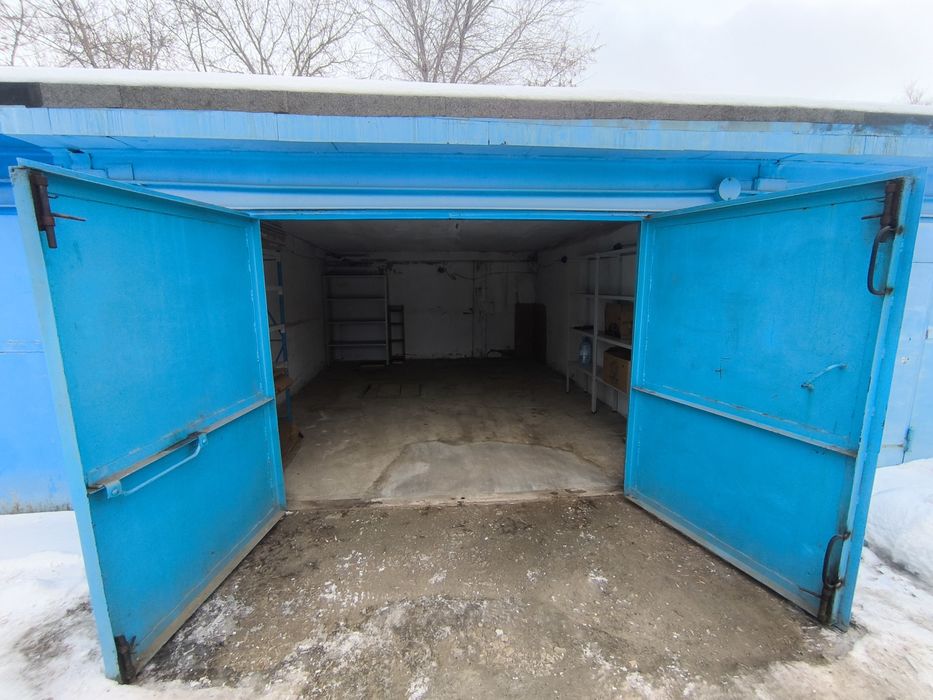 Гараж капитальный продам