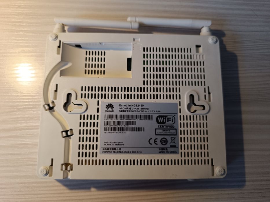 Модем Huawei EchoLife HG8245H