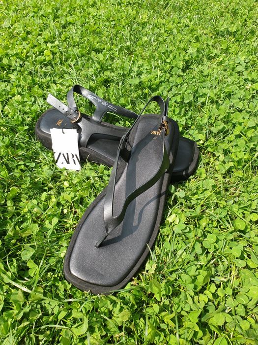 Сандали ZARA ,естествена кожа, на лека платформа