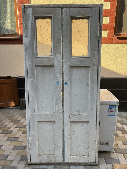 Продам Двери Разные