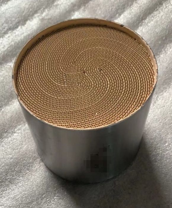 Катализатор универсальный тойота