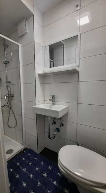 Дава се под наем Двустаен апартамент в Пловдив, Западен - 68 кв.м за 250 € - Снимка #3