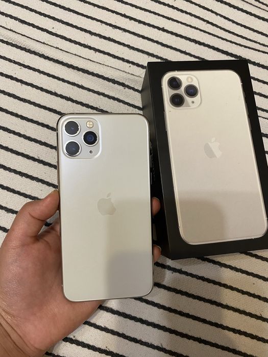 iPhone 11Pro max 64гб Apple