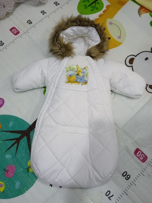 Продам детские вещи.